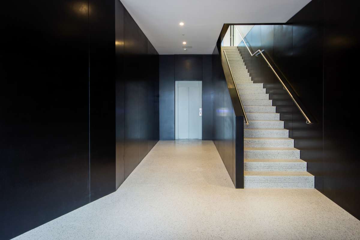 Office in Cheltenham - photo 4