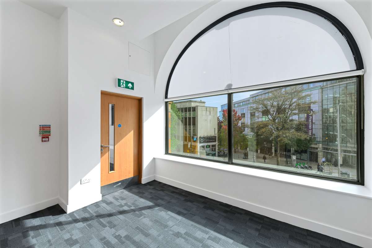 Office in Nottingham - photo 3