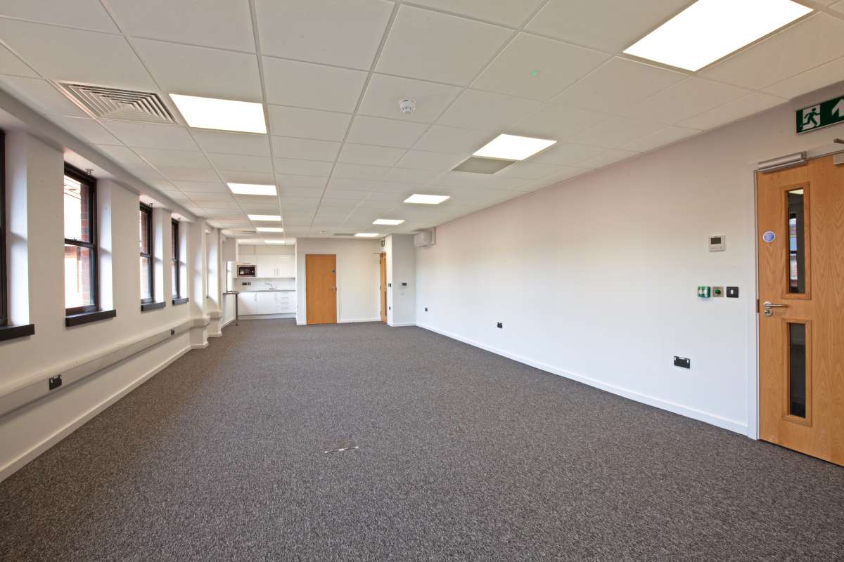 Office in Chelmsford - photo 2