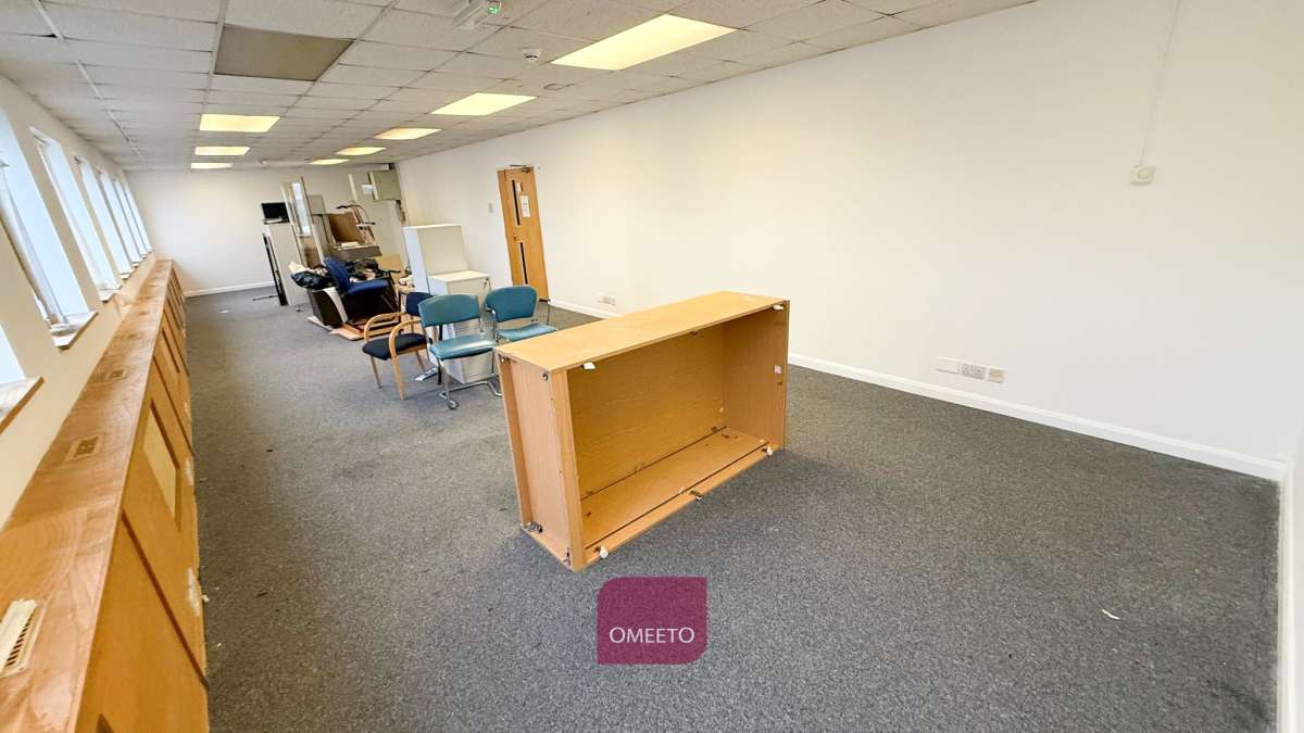 Office in Derby - photo 2