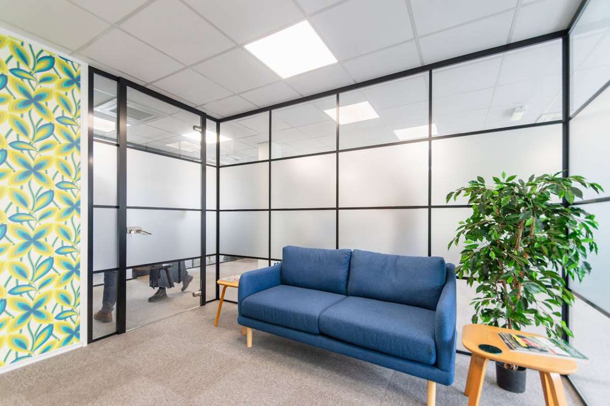 Office in Wimborne - photo 3