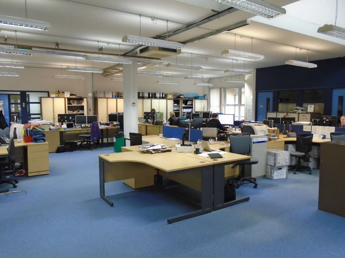 Office in Cheltenham - photo 4