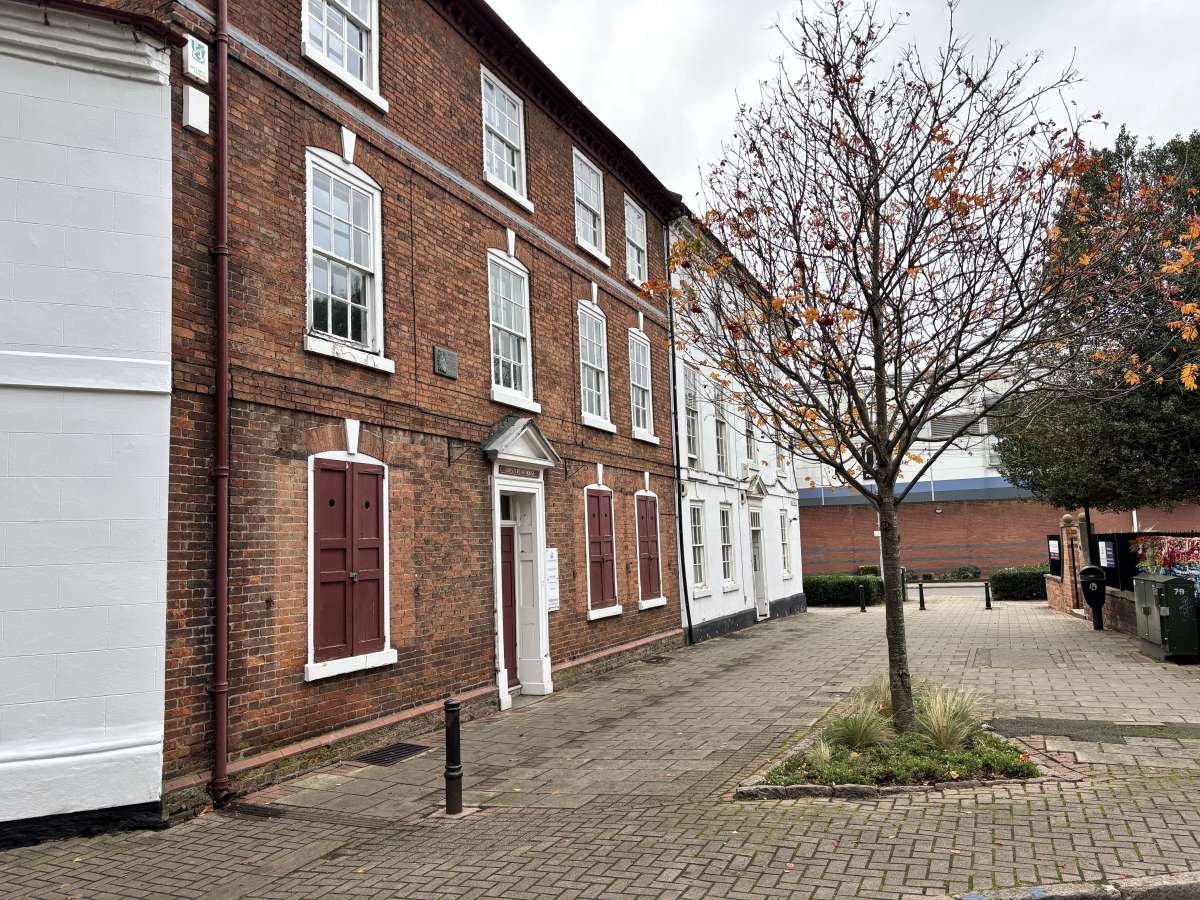 Office in Loughborough - photo 2