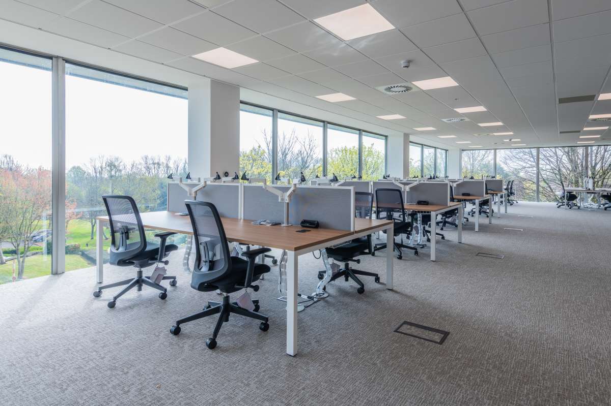 Office in Cardiff - photo 3