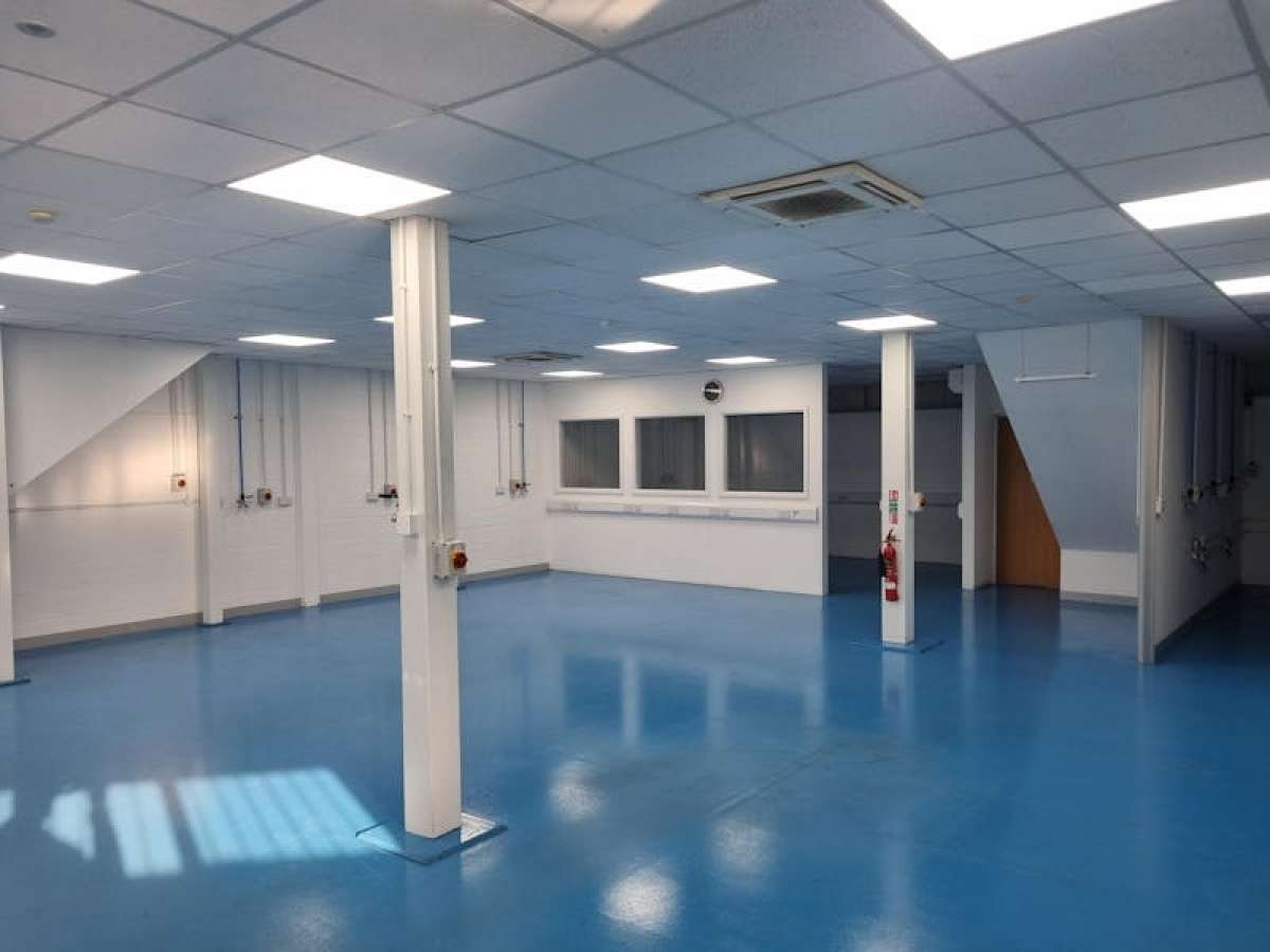 Office in Poole - photo 3