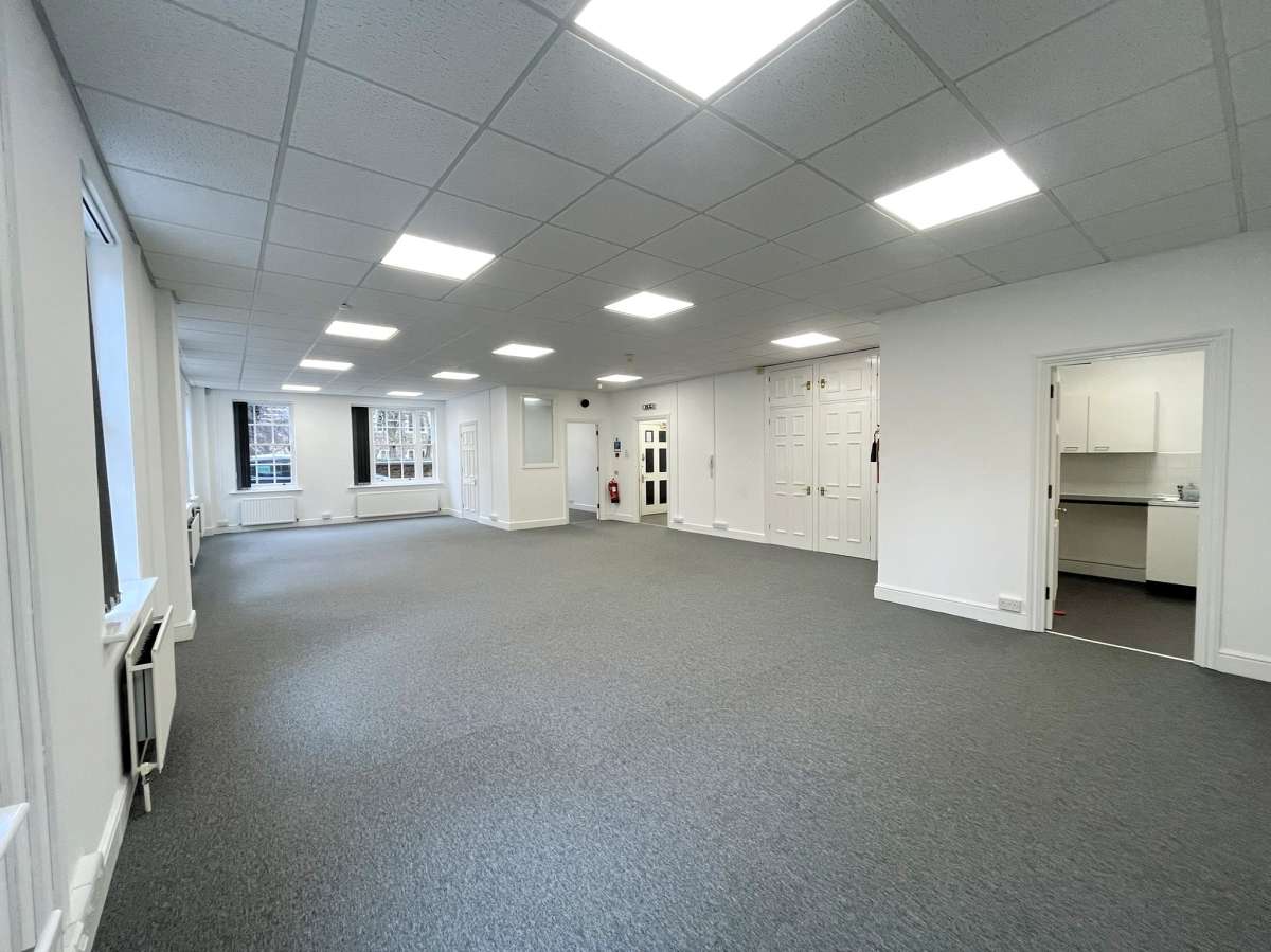 Office in Chelmsford - photo 3