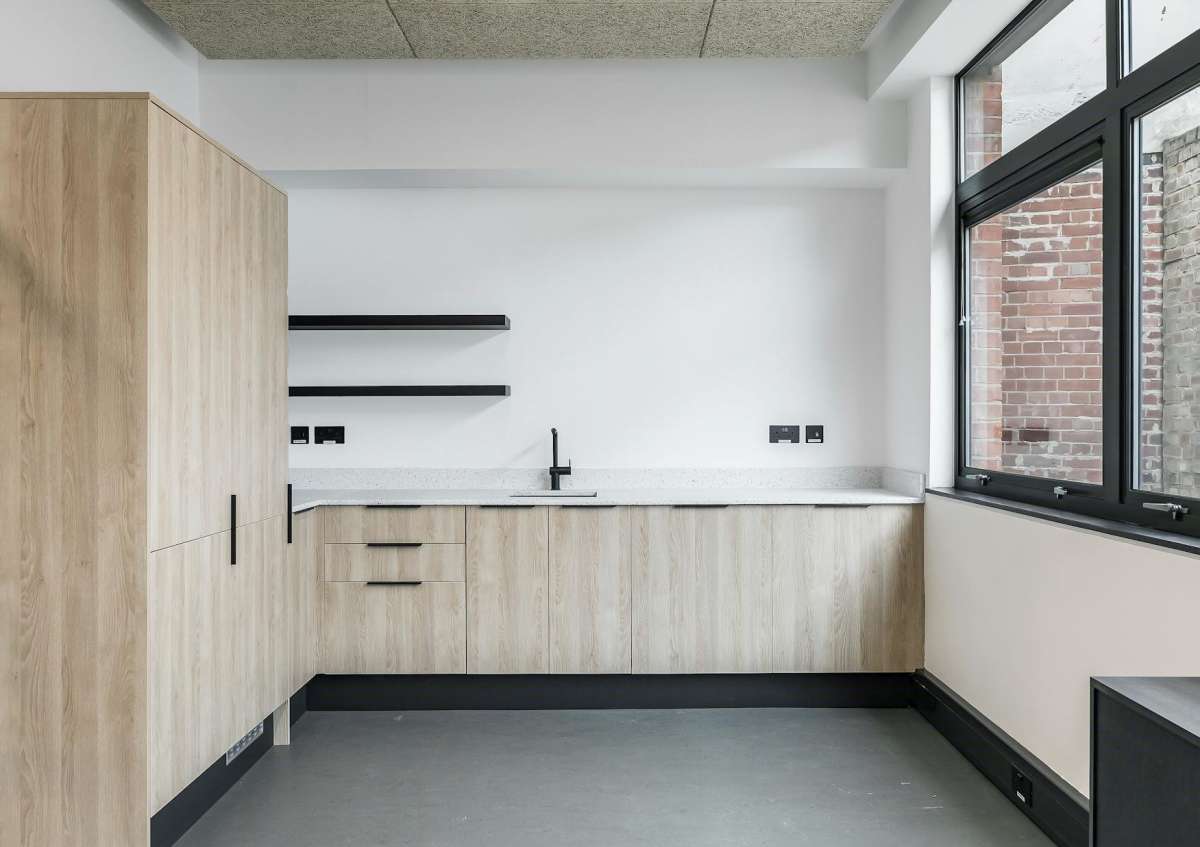 Office in Queen's Park - photo 3