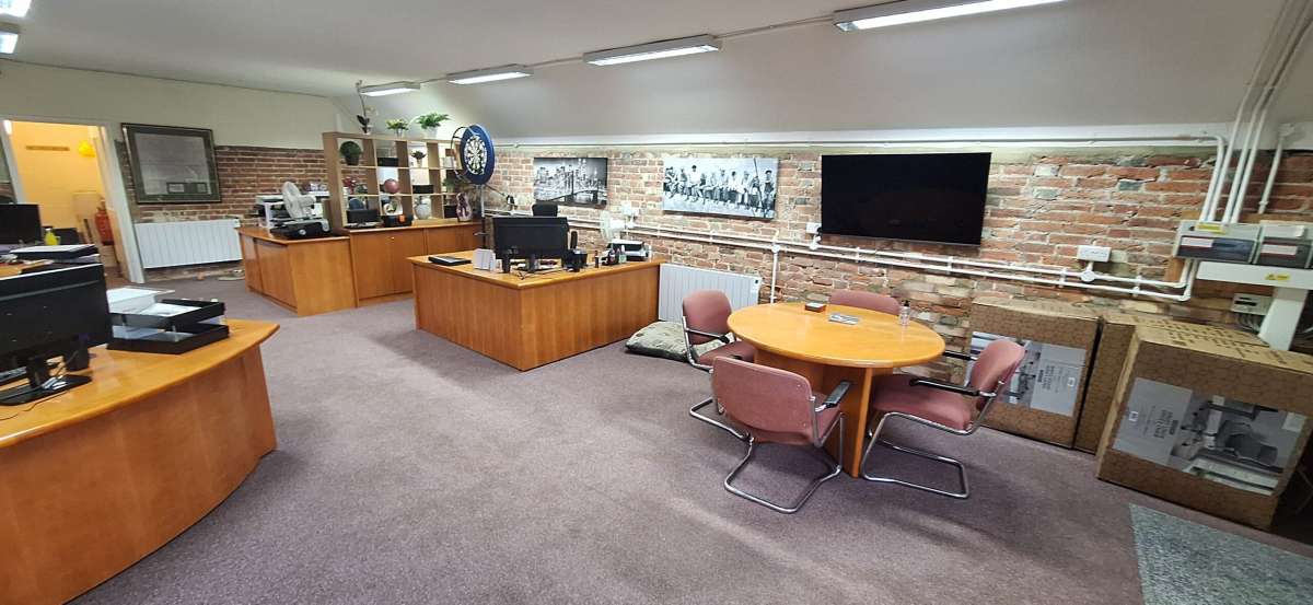 Office in Floodgates Farm - photo 2