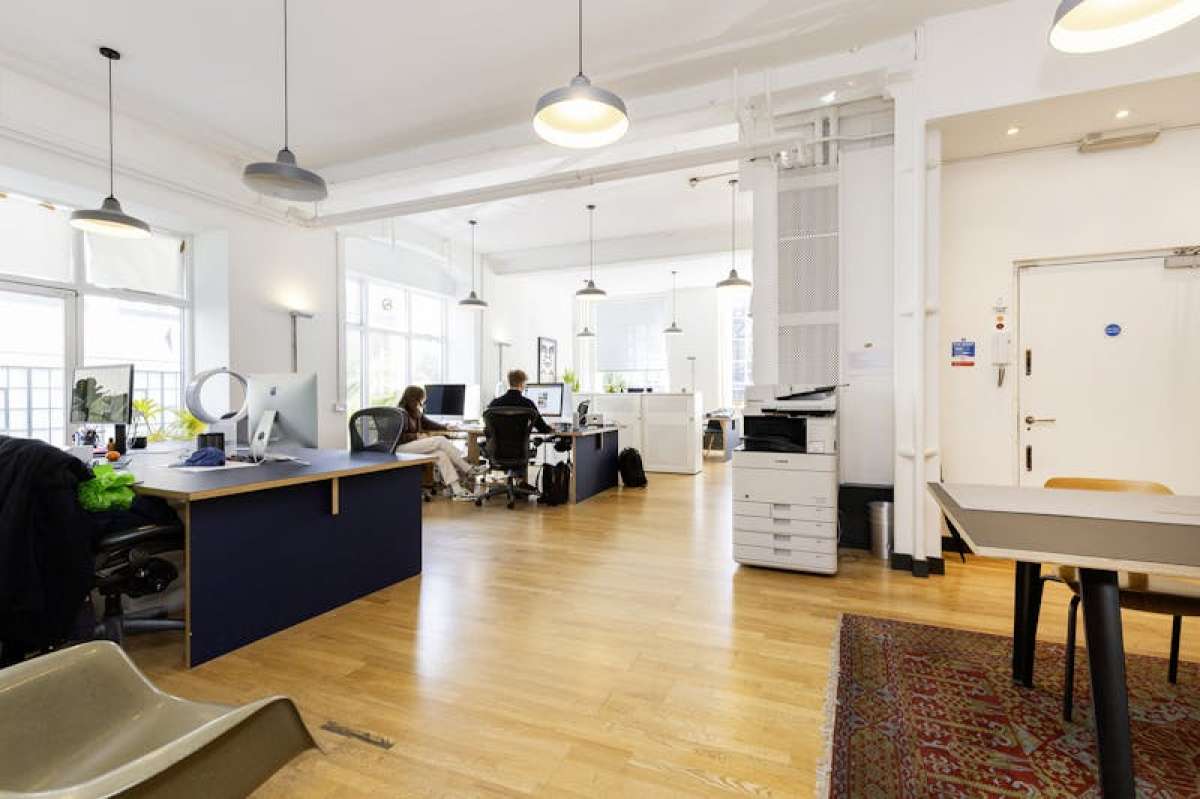 Office in London - photo 4