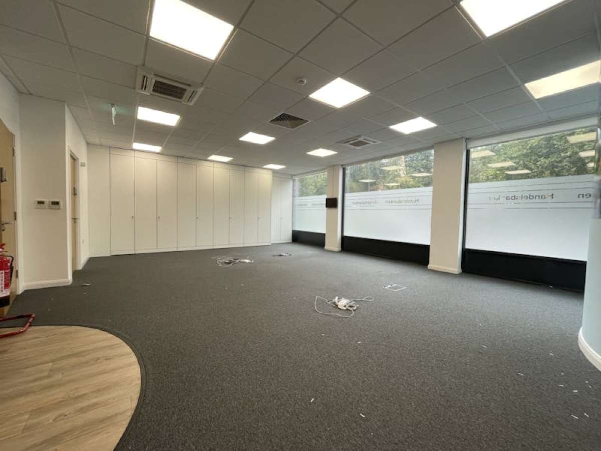 Office in London - photo 2