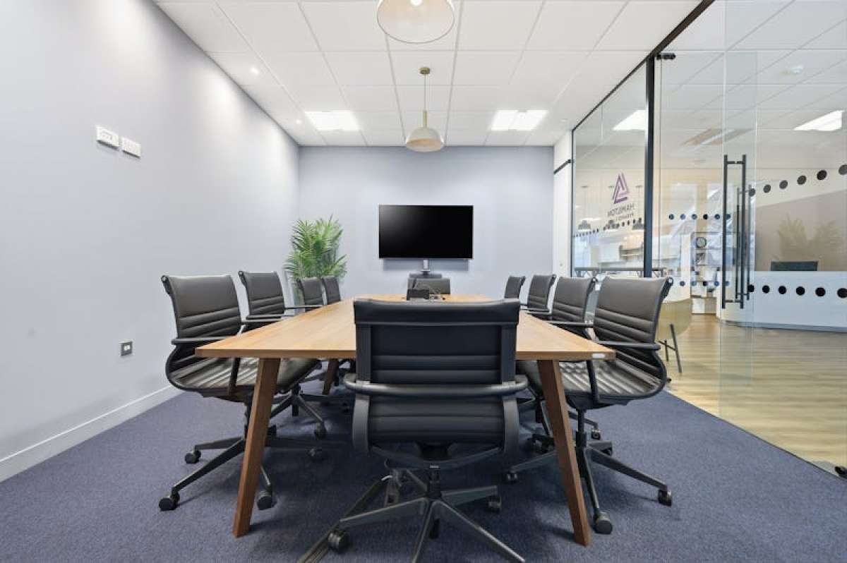 Office in London - photo 4