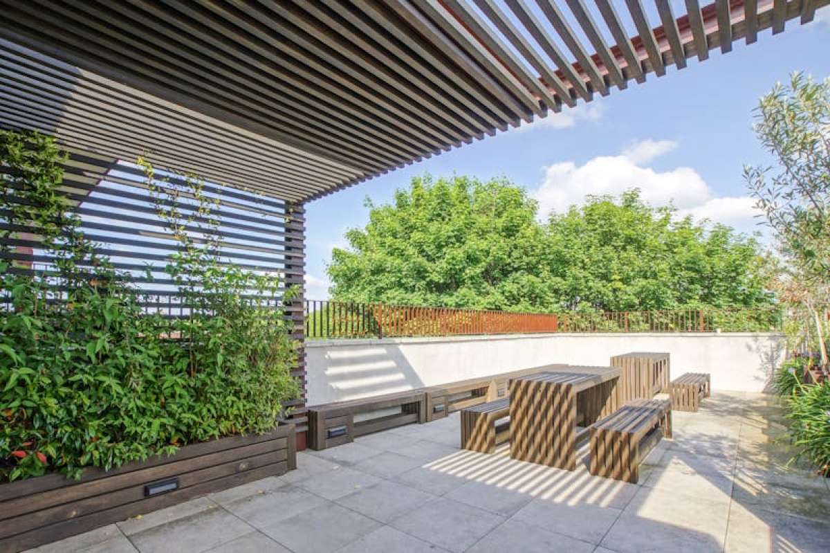 Office in London - photo 3