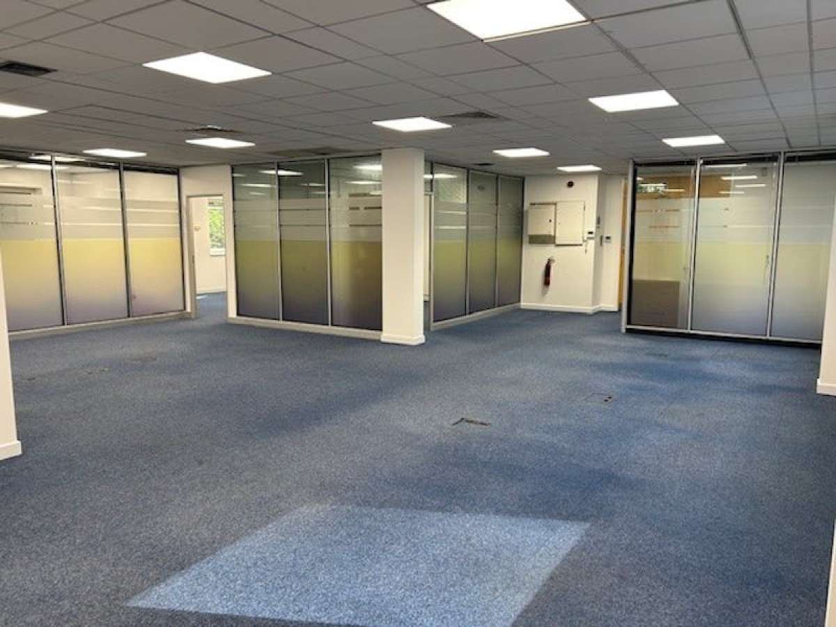 Office in London - photo 4