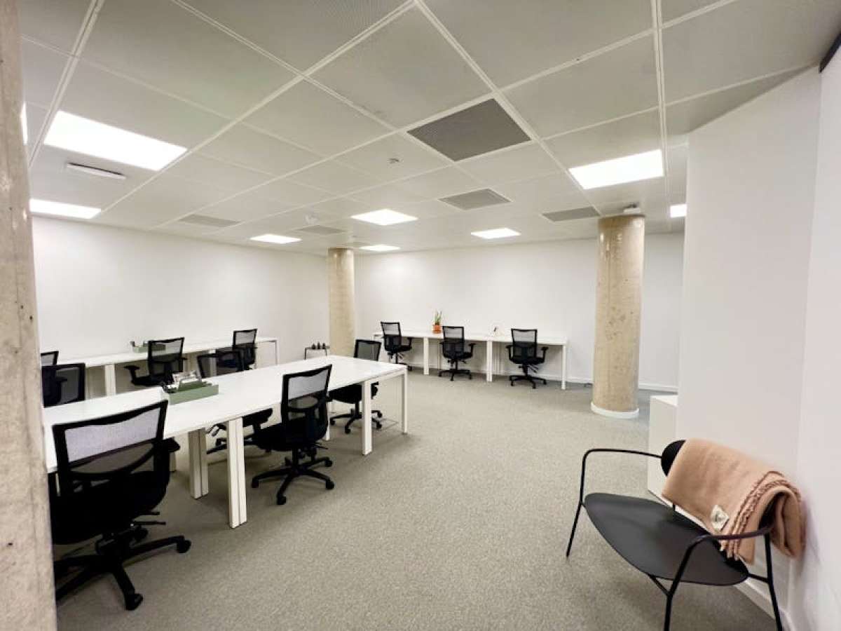 Office in London - photo 4