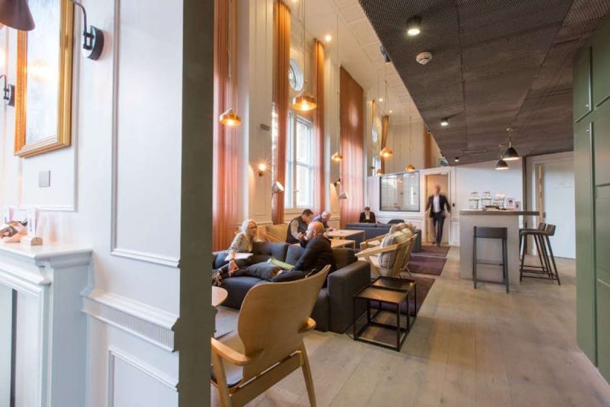 Office in London - photo 3