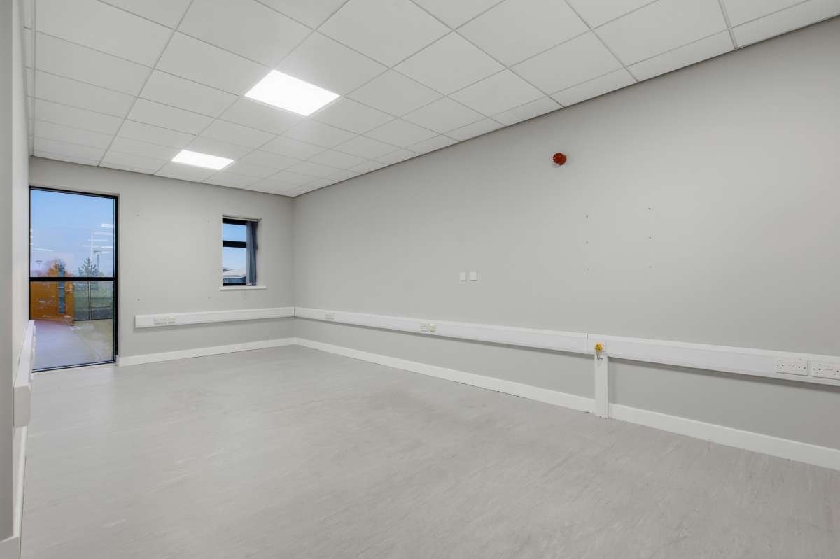 Office in Sheffield - photo 4