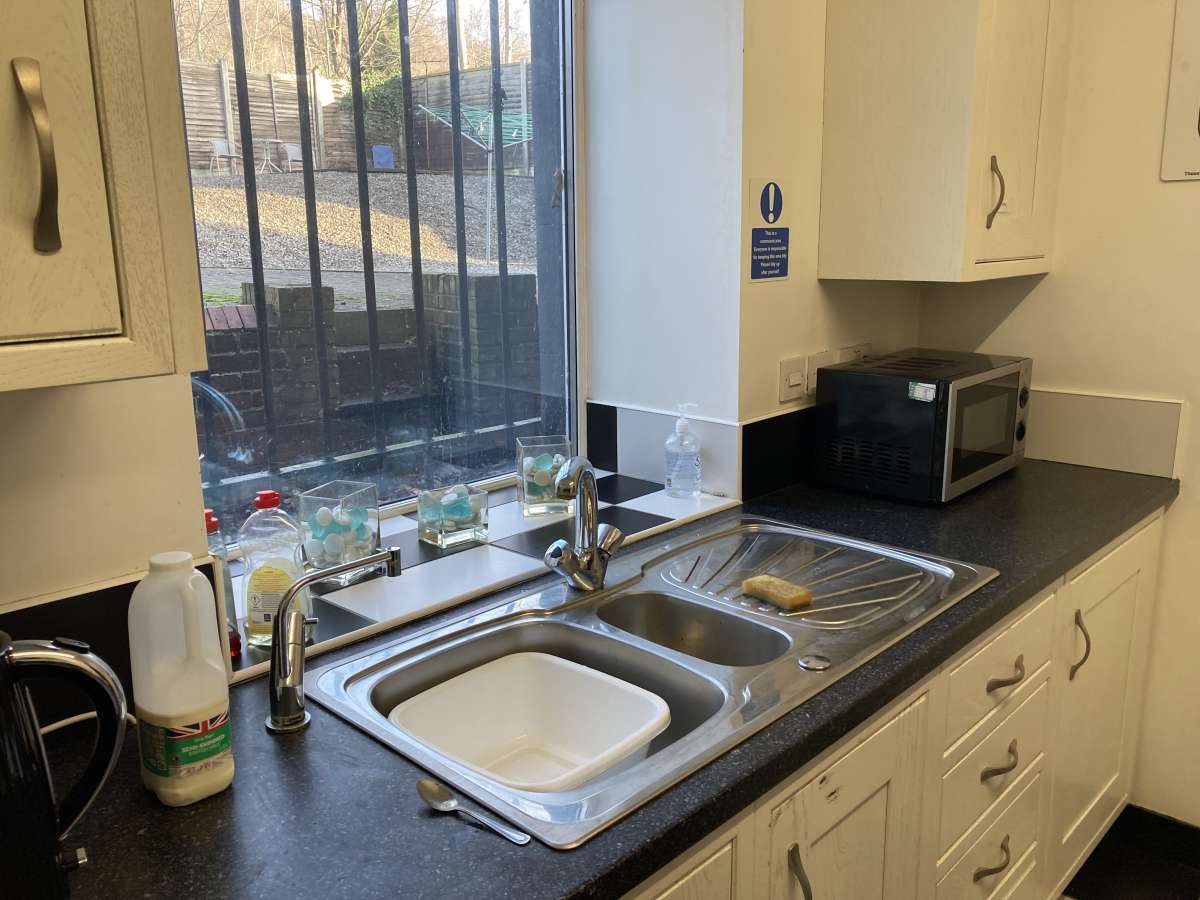 Office in Rotherham - photo 4