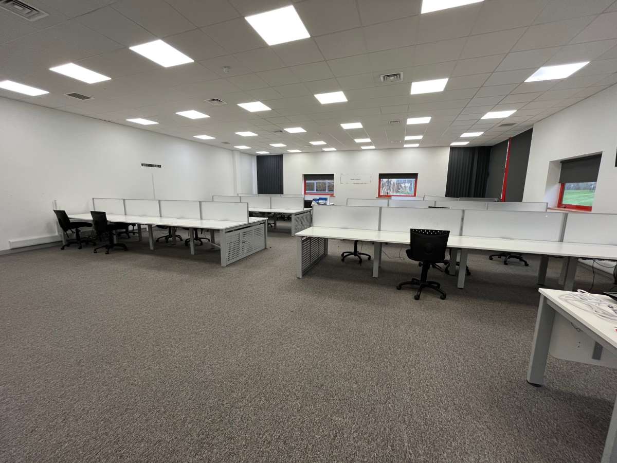 Office in Severalls Industrial Park - photo 4