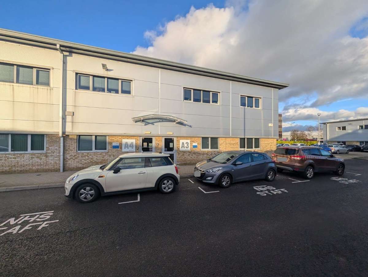 Office in Fareham - photo 2