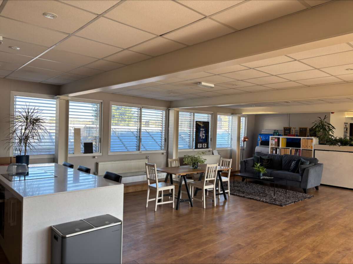 Office in Bath - photo 2