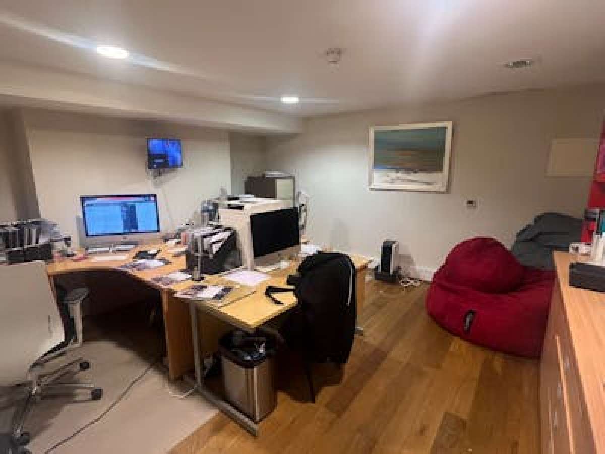 Office in Lee - photo 4