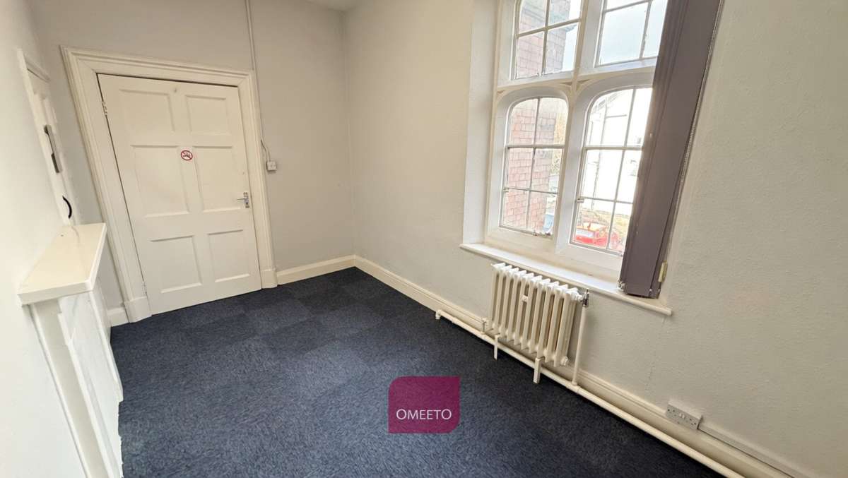 Office in Derby - photo 2