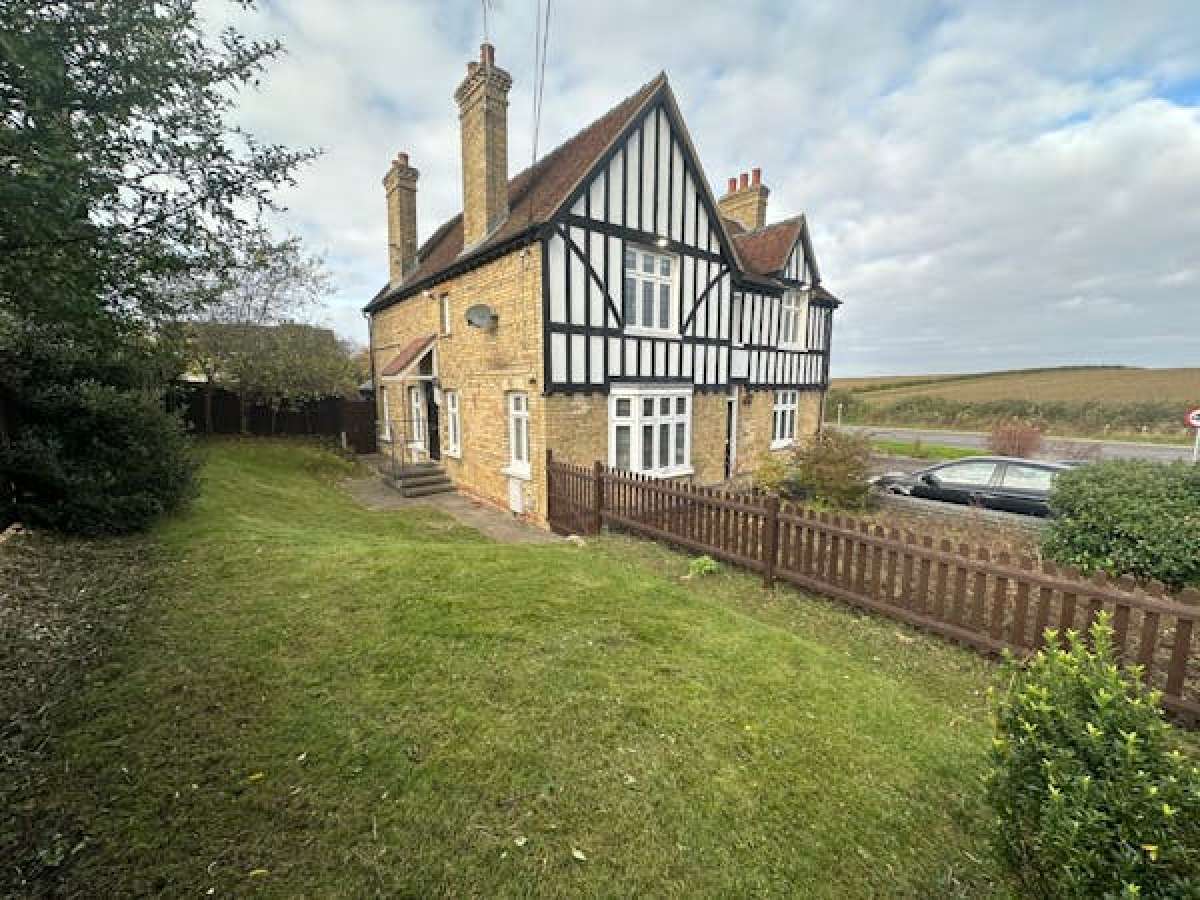 Office in Bedford - photo 2