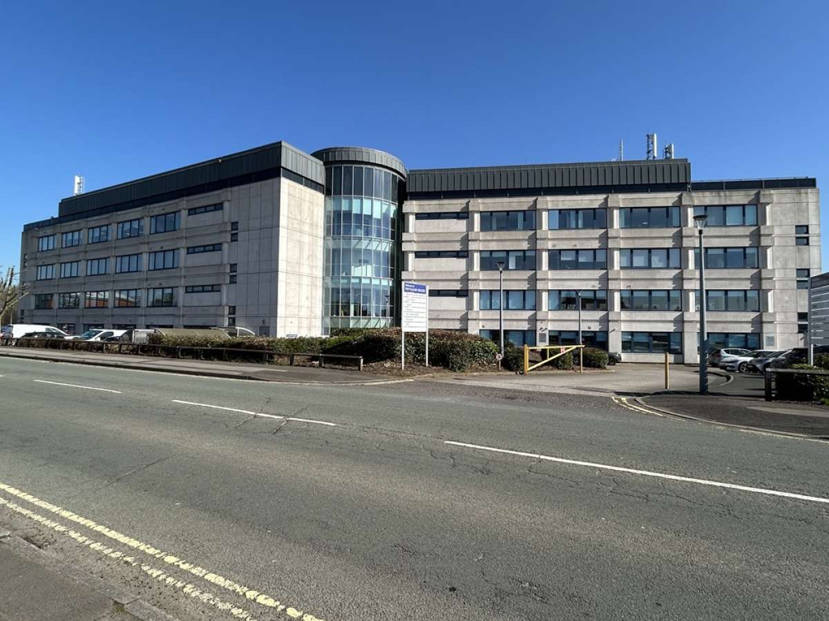 Office in Derby - photo 2