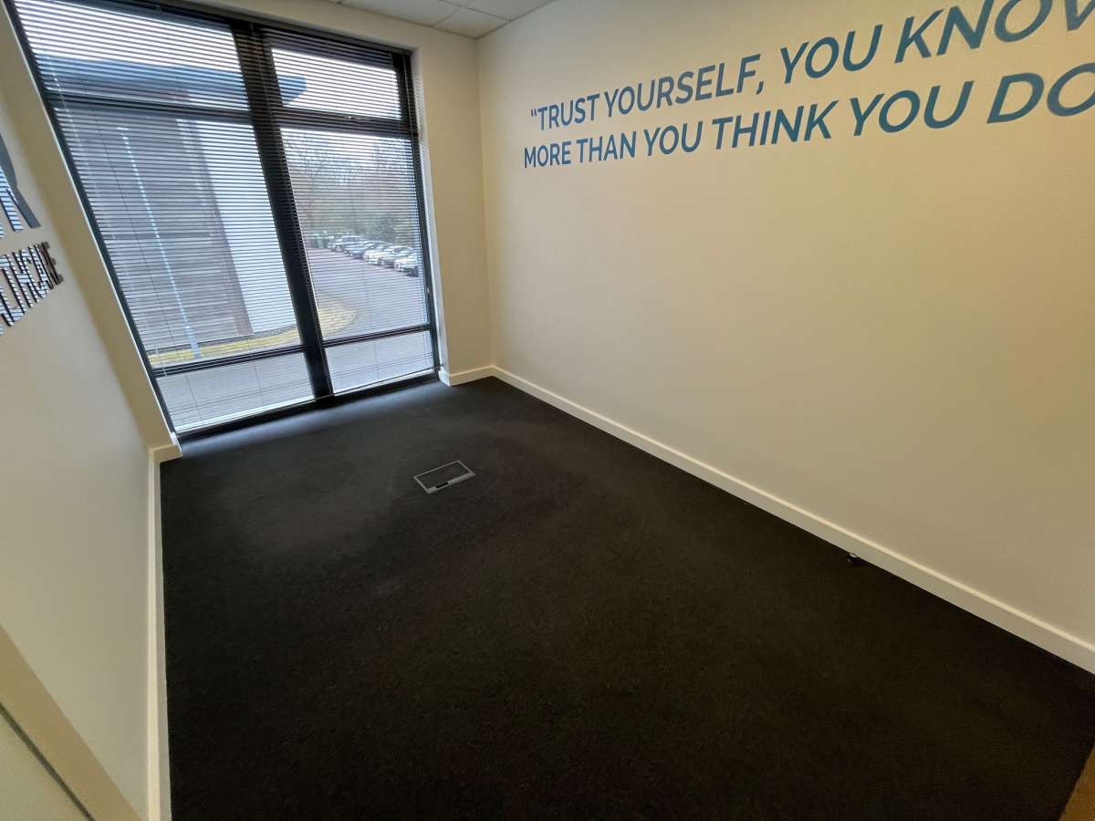 Office in Colchester - photo 4