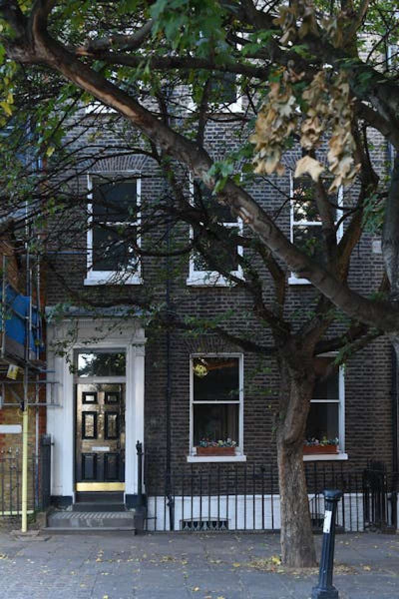 Office in London - photo 3