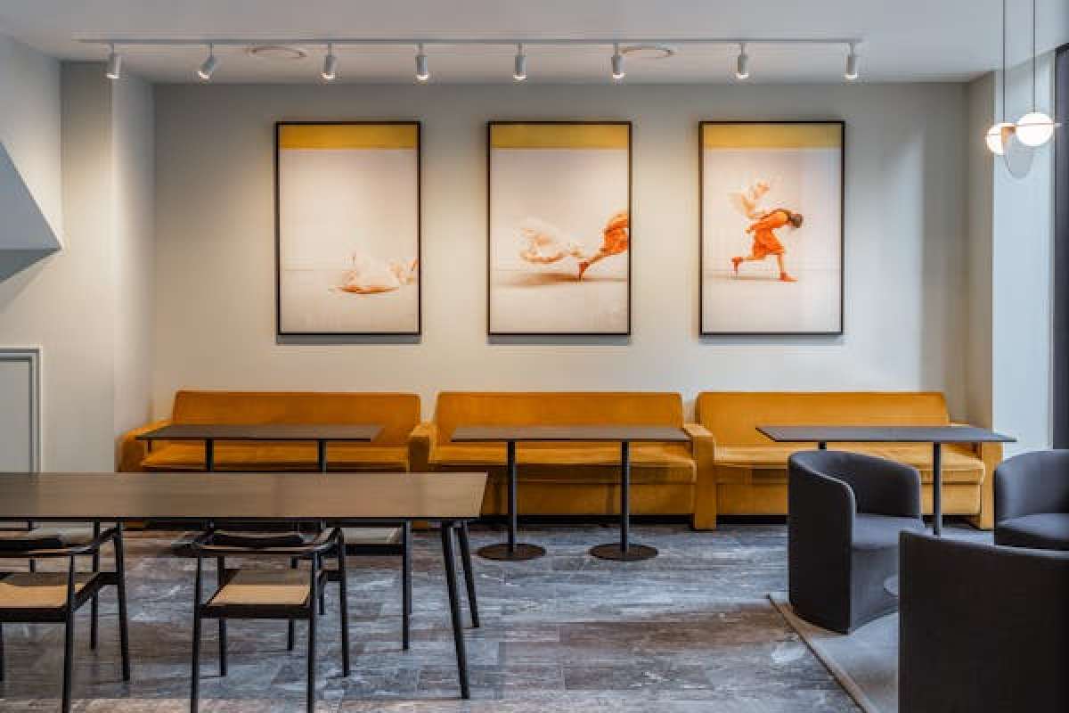 Office in London - photo 2