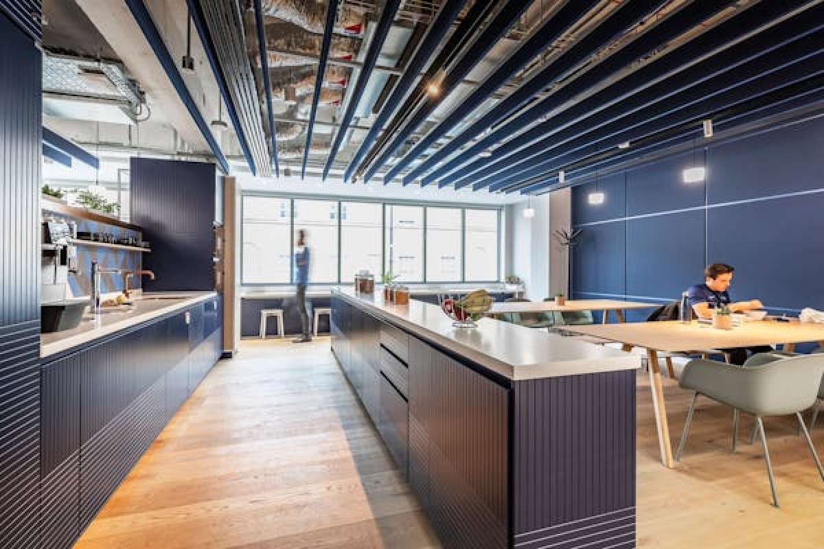 Office in London - photo 3