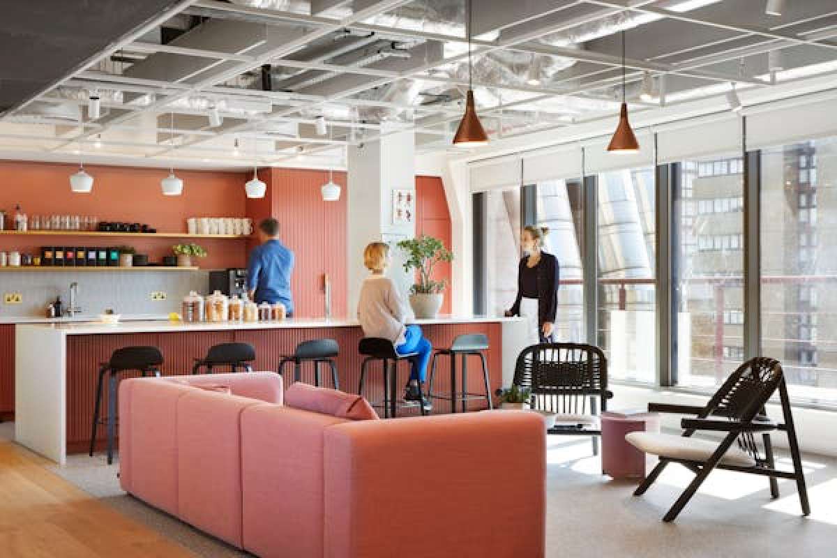 Office in London - photo 3