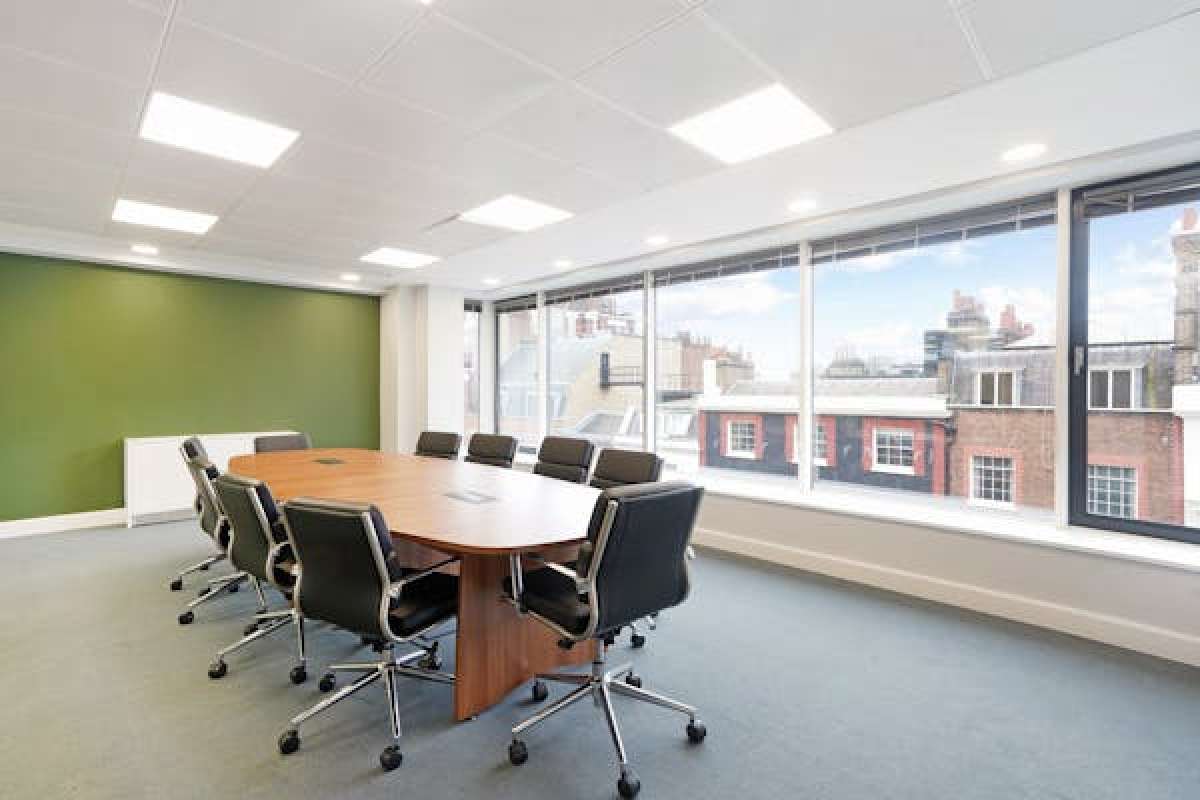 Office in London - photo 2