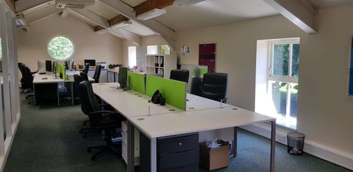 Office in Knutsford - photo 3
