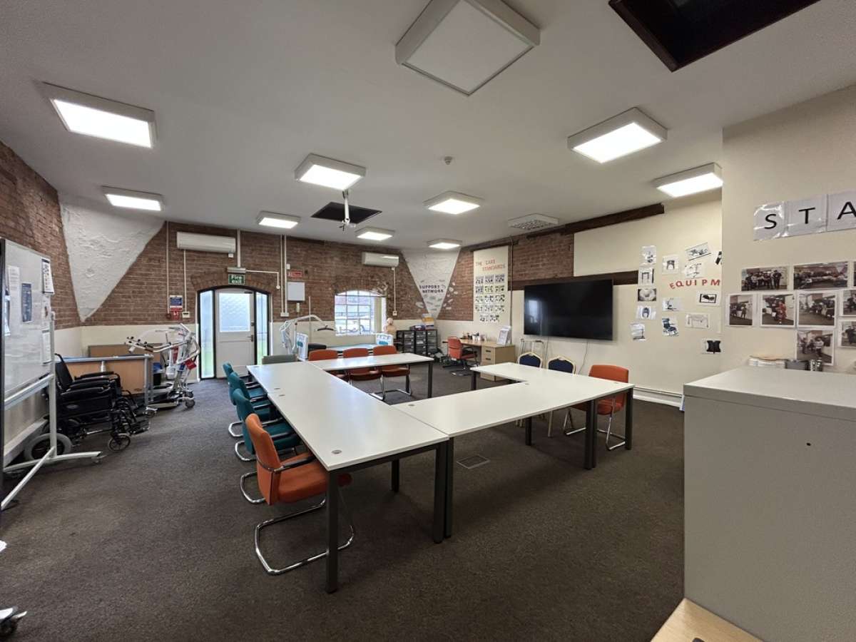 Office in Derby - photo 2