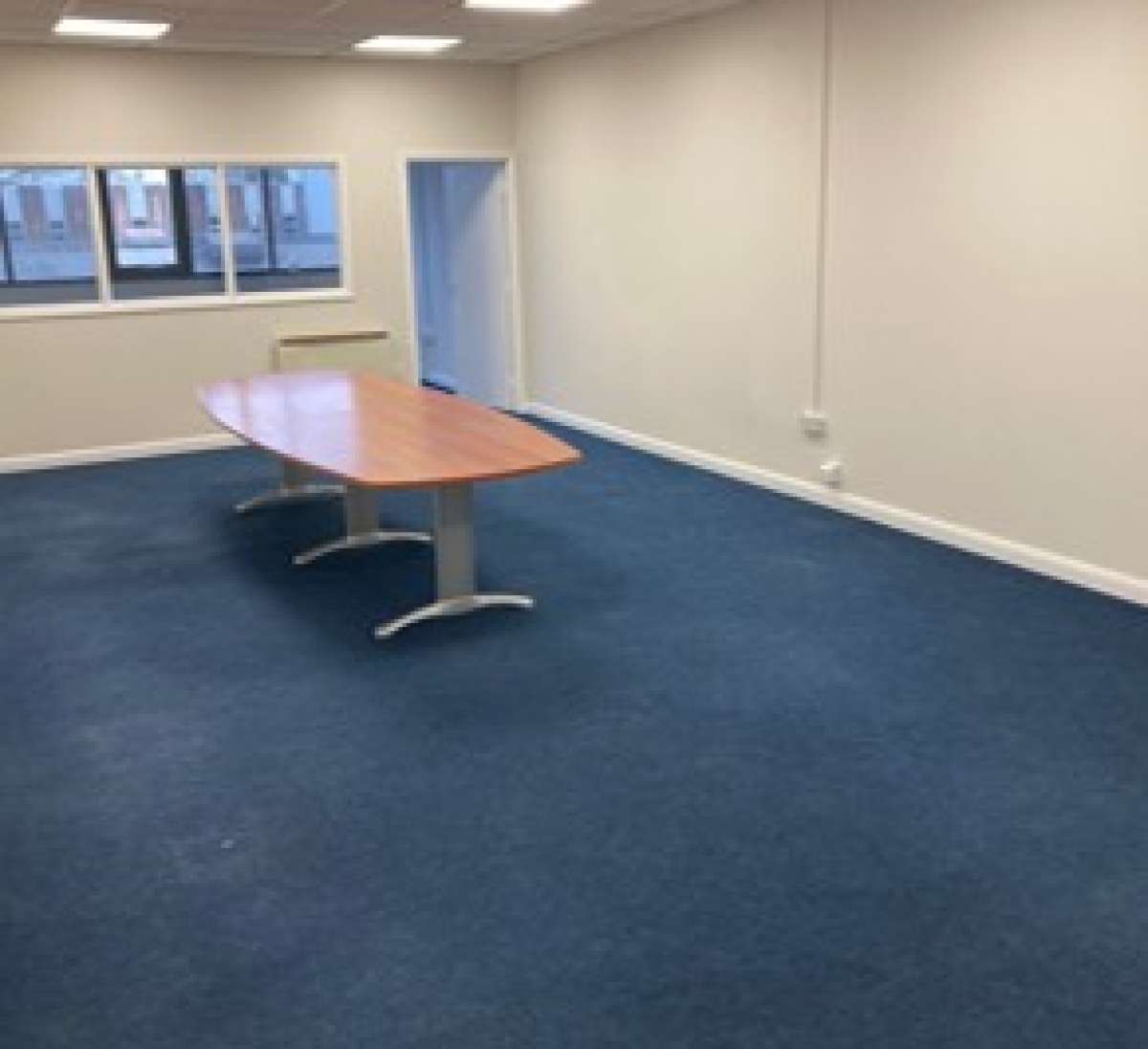 Office in Derby - photo 2