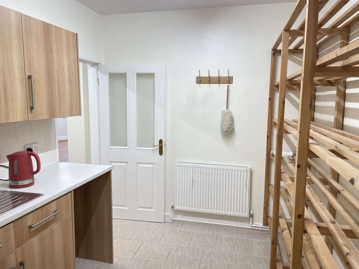 Office in Burton On Trent - photo 2