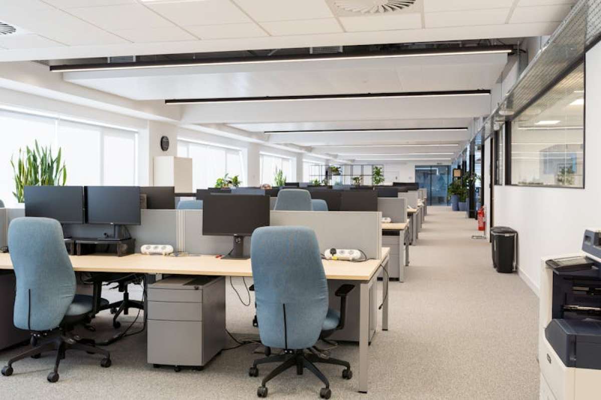 Office in Marlow - photo 4