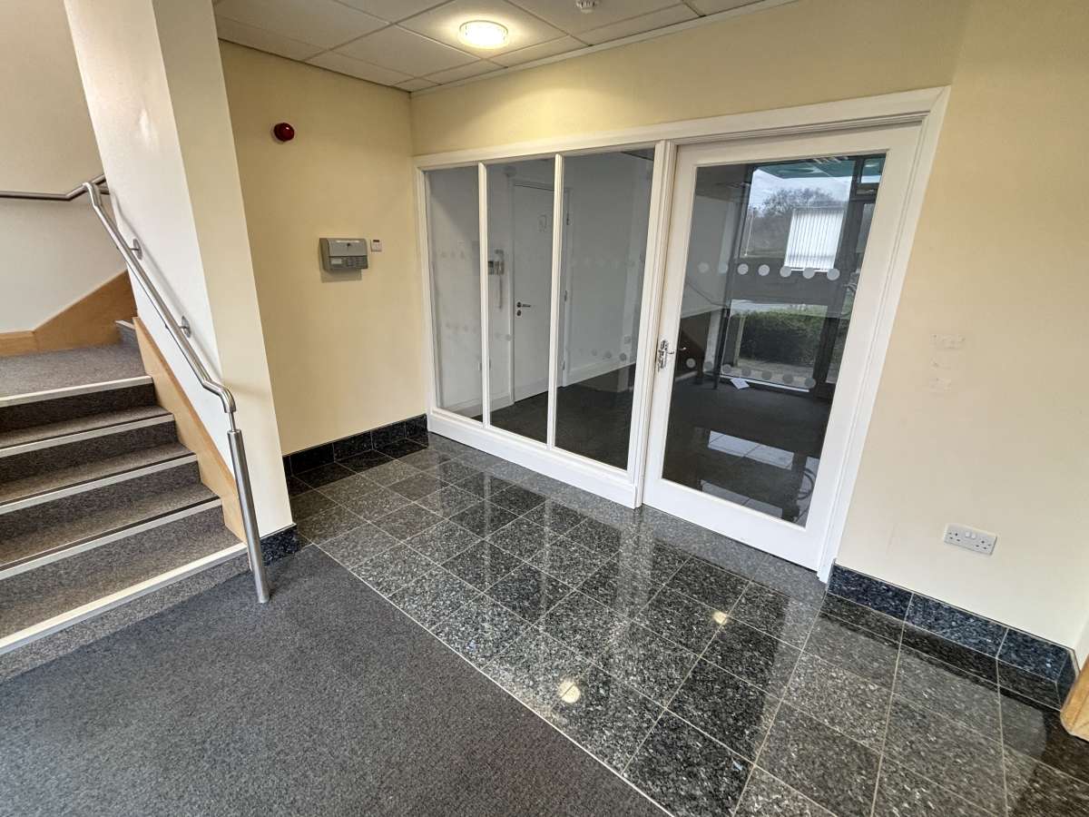 Office in Leicester - photo 2