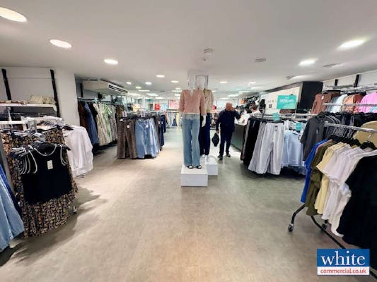 Office in Bicester - photo 4