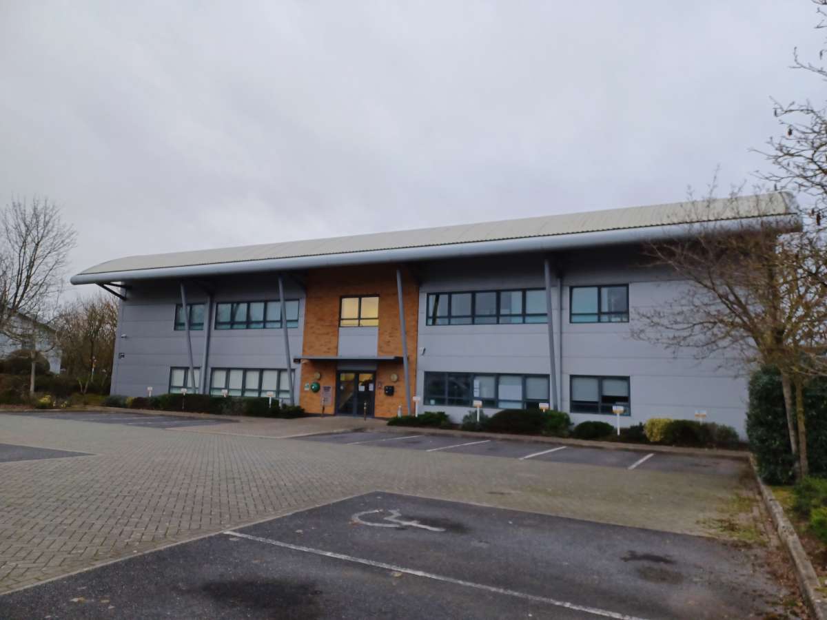 Office in Marsh Barton Trading Estate - photo 3