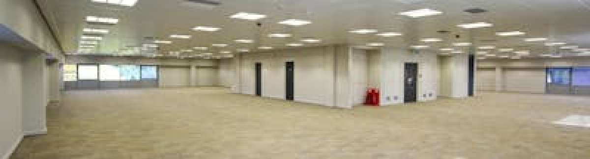 Office in Fareham - photo 3