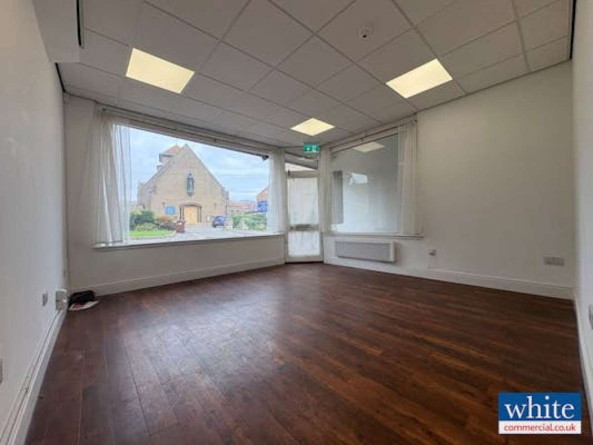 Office in Bicester - photo 2