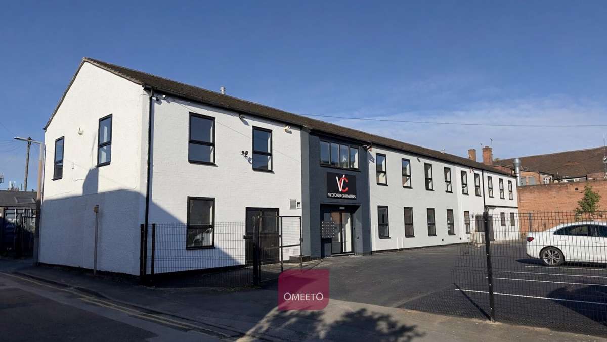 Office in Beeston - photo 4