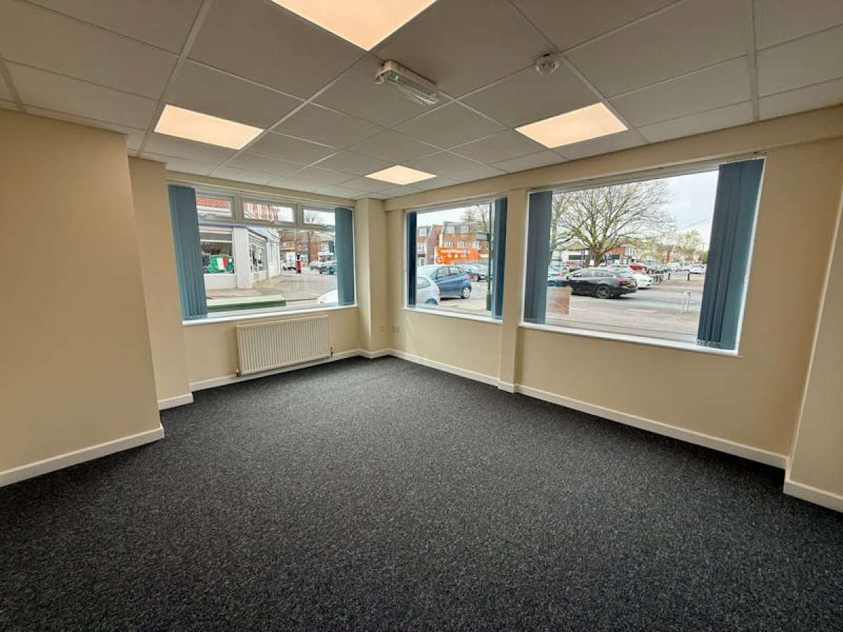 Office in Bournemouth - photo 3