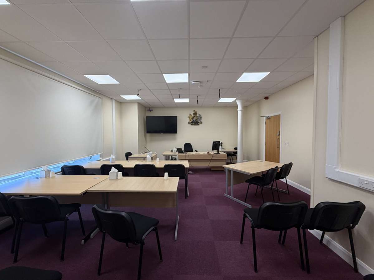 Office in Derby - photo 4