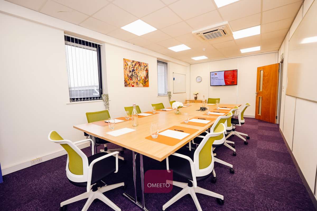 Office in Derby - photo 2