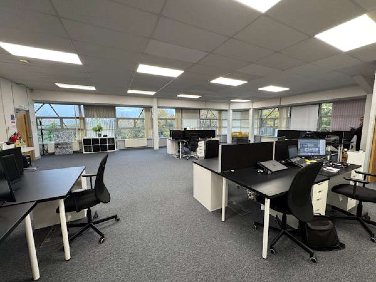 Office in Worcester - photo 3