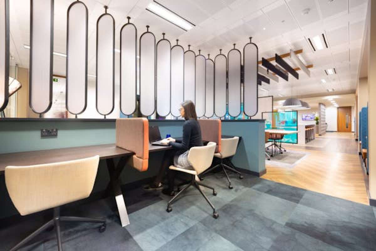 Office in London - photo 4